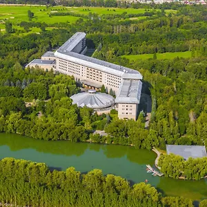 5* فندق Swissotel Wellness Alatau